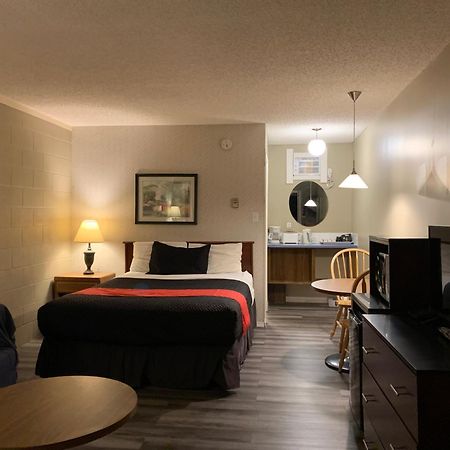 Motel Bavaria Radium Hot Springs Luaran gambar