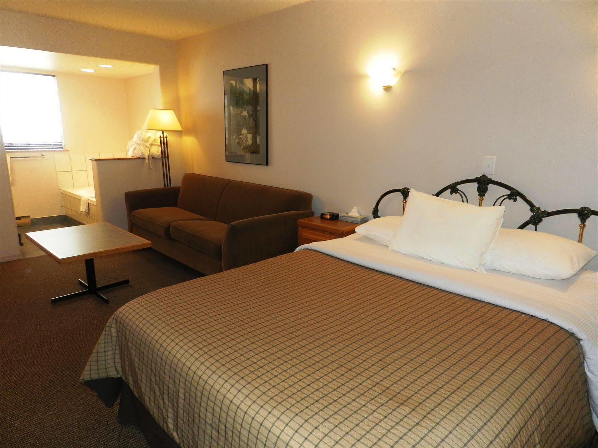 Motel Bavaria Radium Hot Springs Luaran gambar