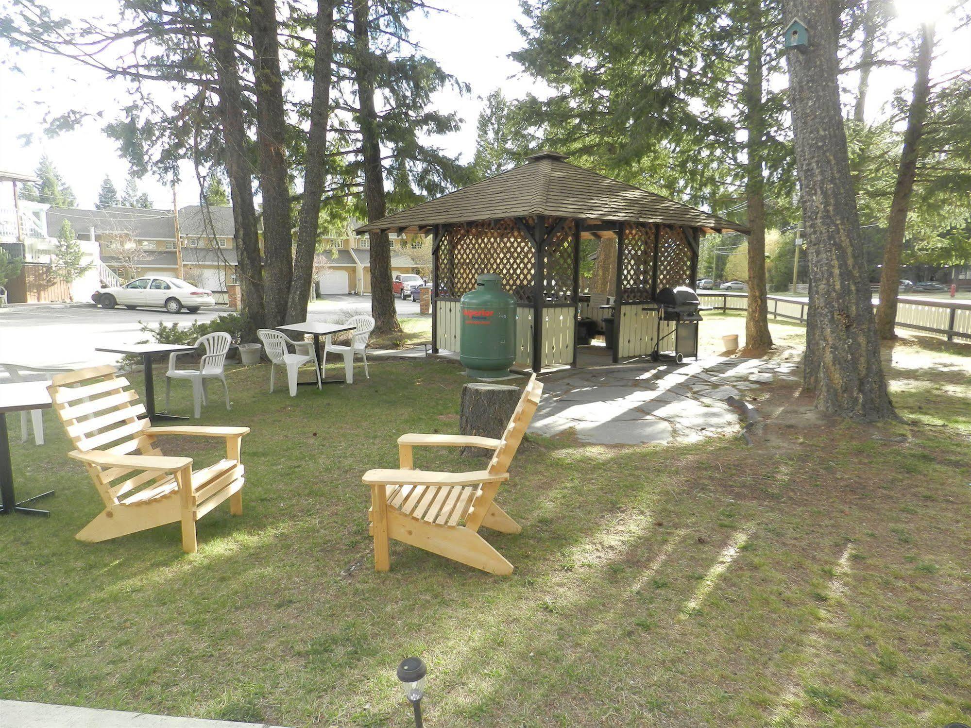 Motel Bavaria Radium Hot Springs Luaran gambar