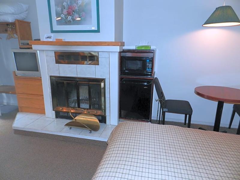 Motel Bavaria Radium Hot Springs Luaran gambar